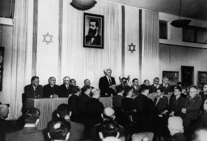 Dawid Ben Gurion podczas proklamowania powstania państwa Izrael