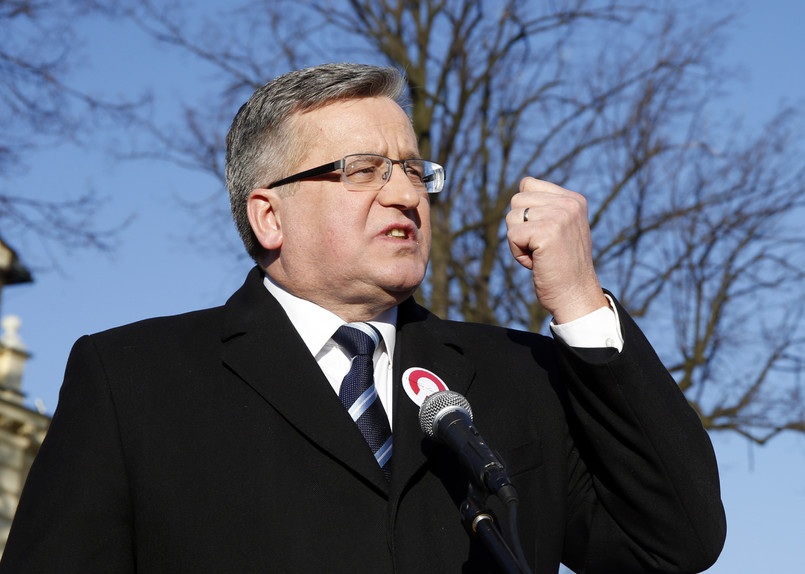 Bronisław Komorowski, podczas spotkania z wyborcami w Nowym Targu, PAP/Grzegorz Momot