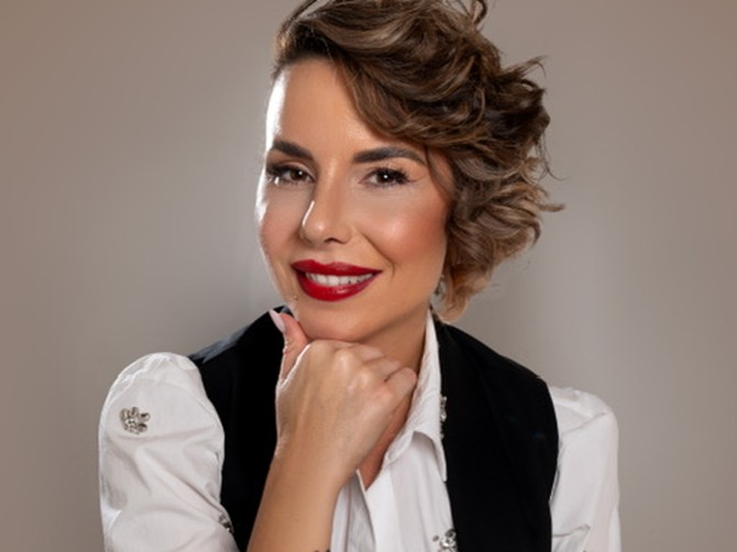 Ana Dornik: TransformaciJA