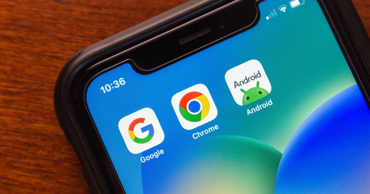 Na ekranach telefonów pojawił się symbol plusa w kółeczku. Ma istotną fukcję