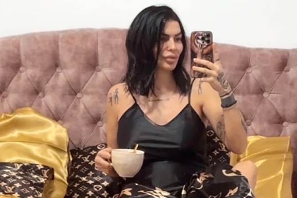 Jovanu (38) je partner ostavio u VISOKORIZIČNOJ TRUDNOĆI Otkrila kroz kakvu agoniju prolazi: "Zbog njegovih roditelja nismo zajedno"