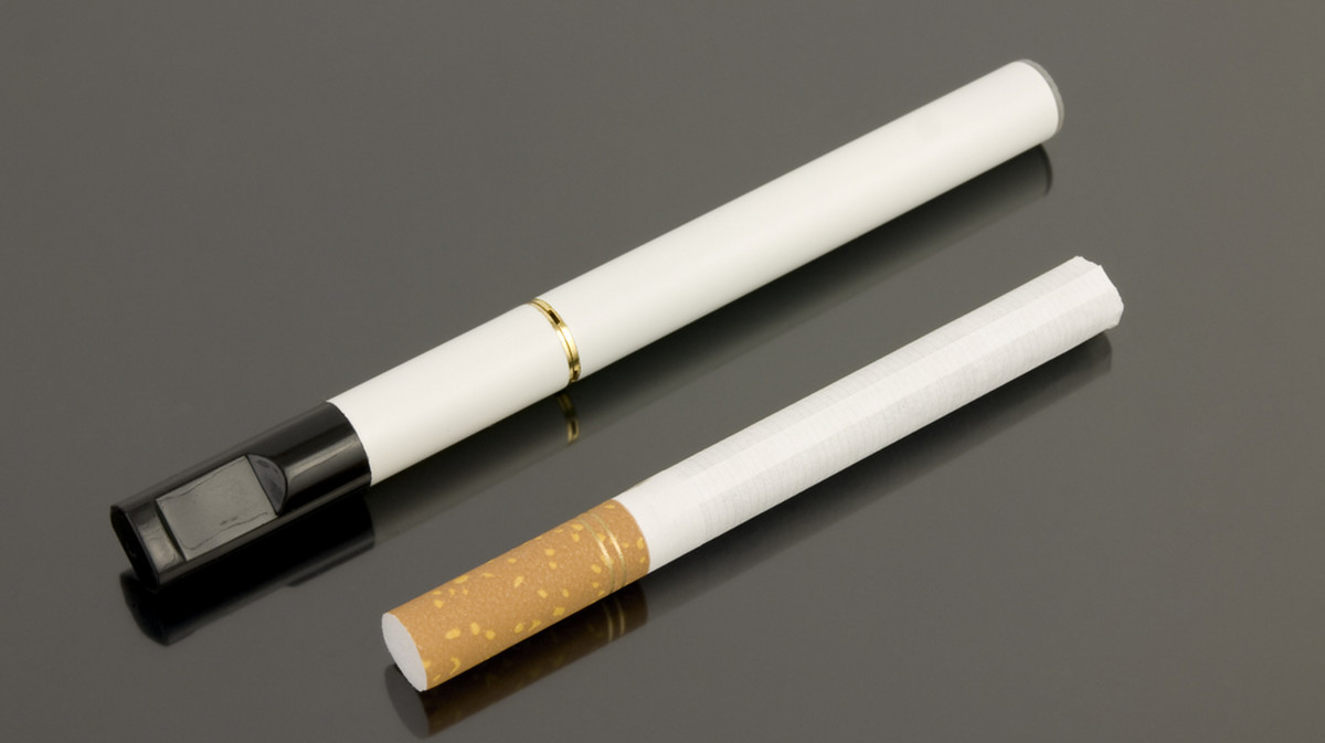 Papieros tradycyjny i e-papieros: porównanie - Zdrowie