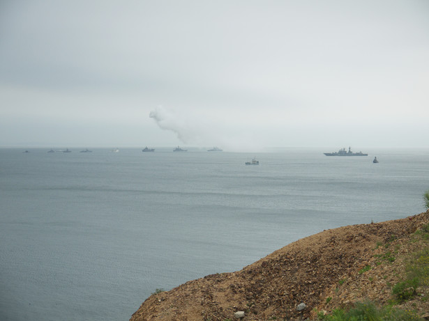 Sześć rosyjskich okrętów wyszło z portu we Władywostoku. Kierują się na Morze Wschodniochińskie
