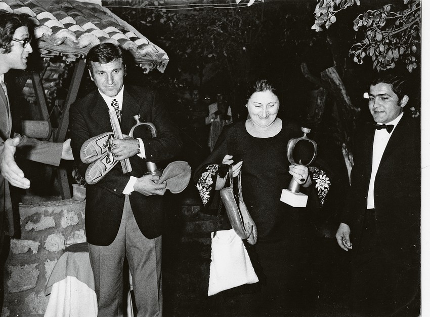 Velimir - Bata Živojinović, Živka Matić i vlasnik Kokan Mandić 1972. u bašti "Amerikanca"