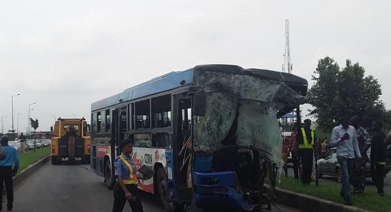 The BRT vehicle was crushed by the trailer [LASTMA]