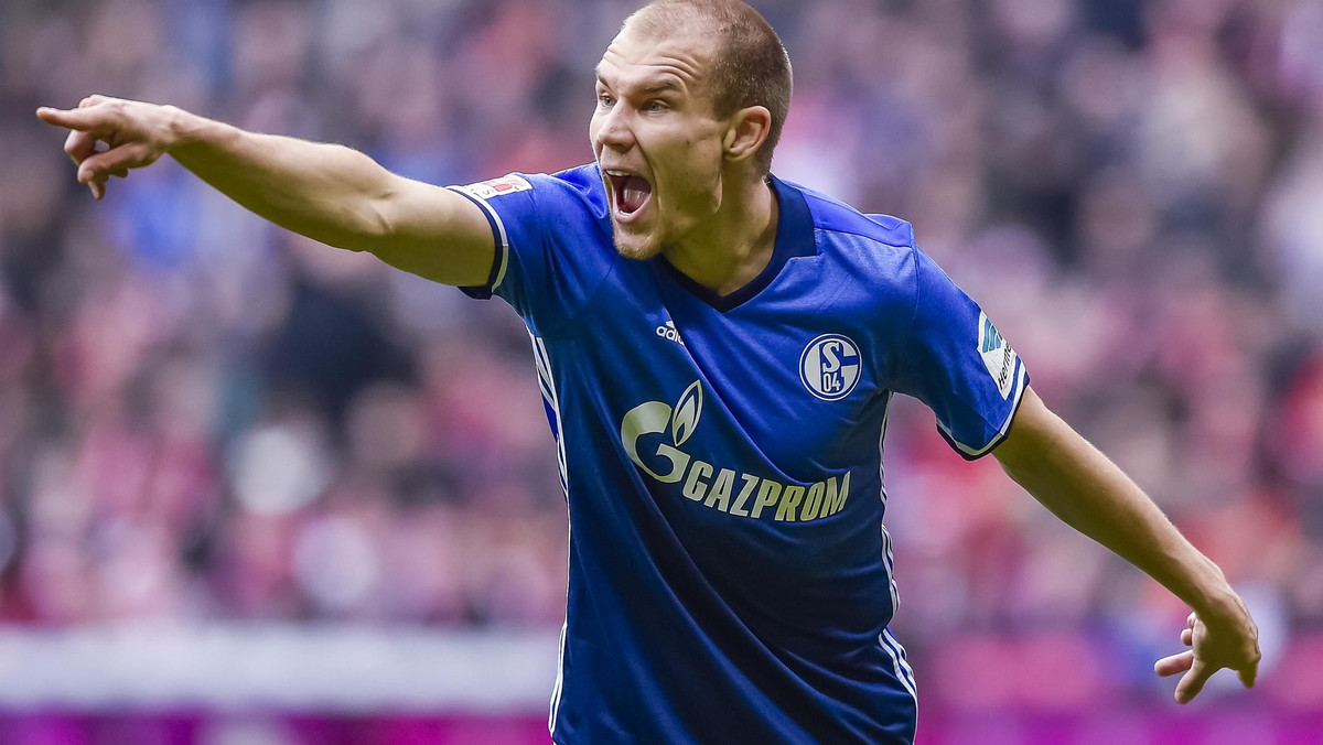 Piłkarz reprezentacji Niemiec Holger Badstuber, grający ostatnio na wypożyczeniu w Schalke 04 Gelsenkirchen, przeszedł z Bayernu Monachium do VfB Stuttgart. Obrońcą beniaminka niemieckiej ekstraklasy jest m.in. Marcin Kamiński.