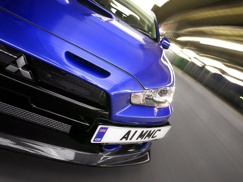 Mitsubishi Lancer Evo X FQ-400: fotogaleria