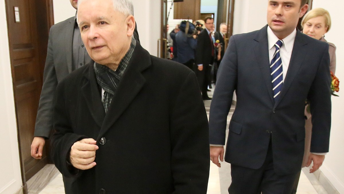 Mamy do czynienia z możliwą do przewidzenia stabilizacją - tak prezes PiS Jarosław Kaczyński ocenił ponowny wybór Baracka Obamy na prezydenta USA. Wyraził przy tym nadzieję, że relacje Stanów Zjednoczonych z Polską i UE będą układały się dobrze.