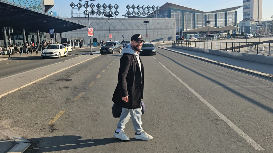 Ćerka došla na aerodrom po Bobana Rajovića