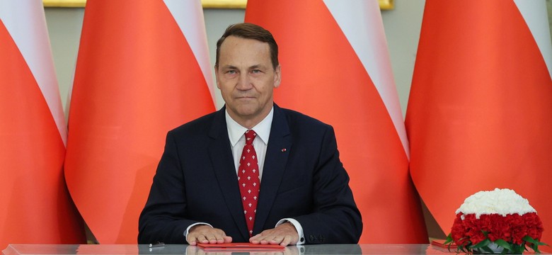 "III wojna światowa może wybuchnąć za 1,5 roku". Sikorski reaguje na ostrzeżenie z NATO