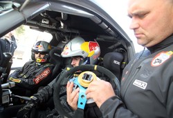 Samochód rajdowy polskiego zespołu pomoże walczącej Ukrainie