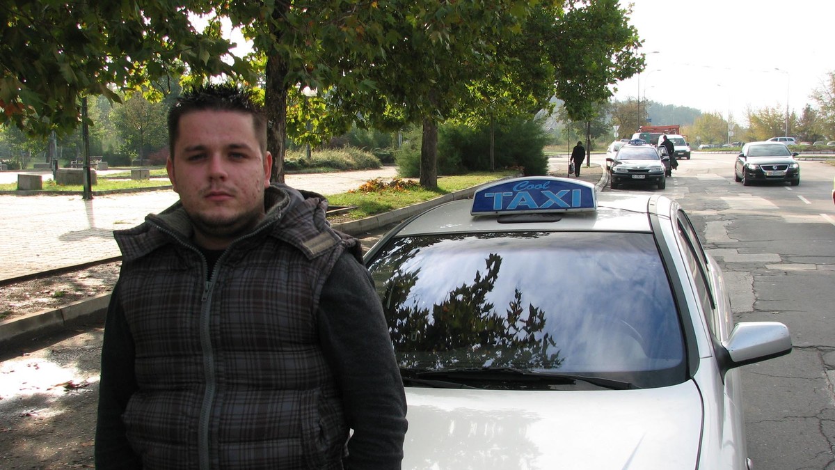 80258_1016-taksista-aleksandar-j-01-bo-foto-d-stojanovic