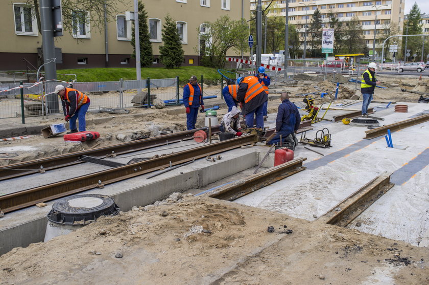 Zakończenie remontu ulicy Dąbrowskiego może się znowu opóźnić