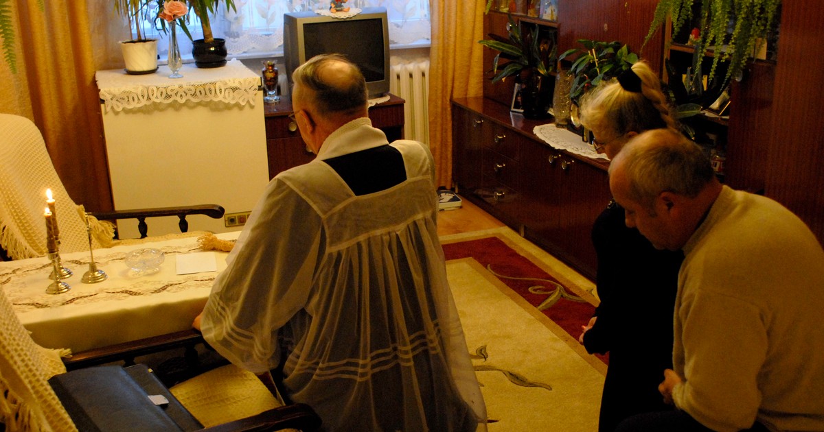 Zapisy na kolędę przez aplikację. Nowe zwyczaje w parafiach