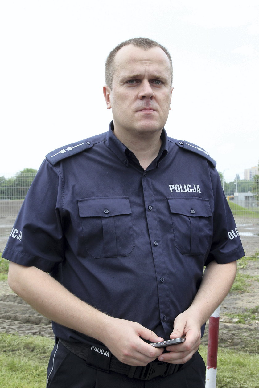 aspirant sztabowy Mariusz Mrozek z Komendy Stołecznej Policji