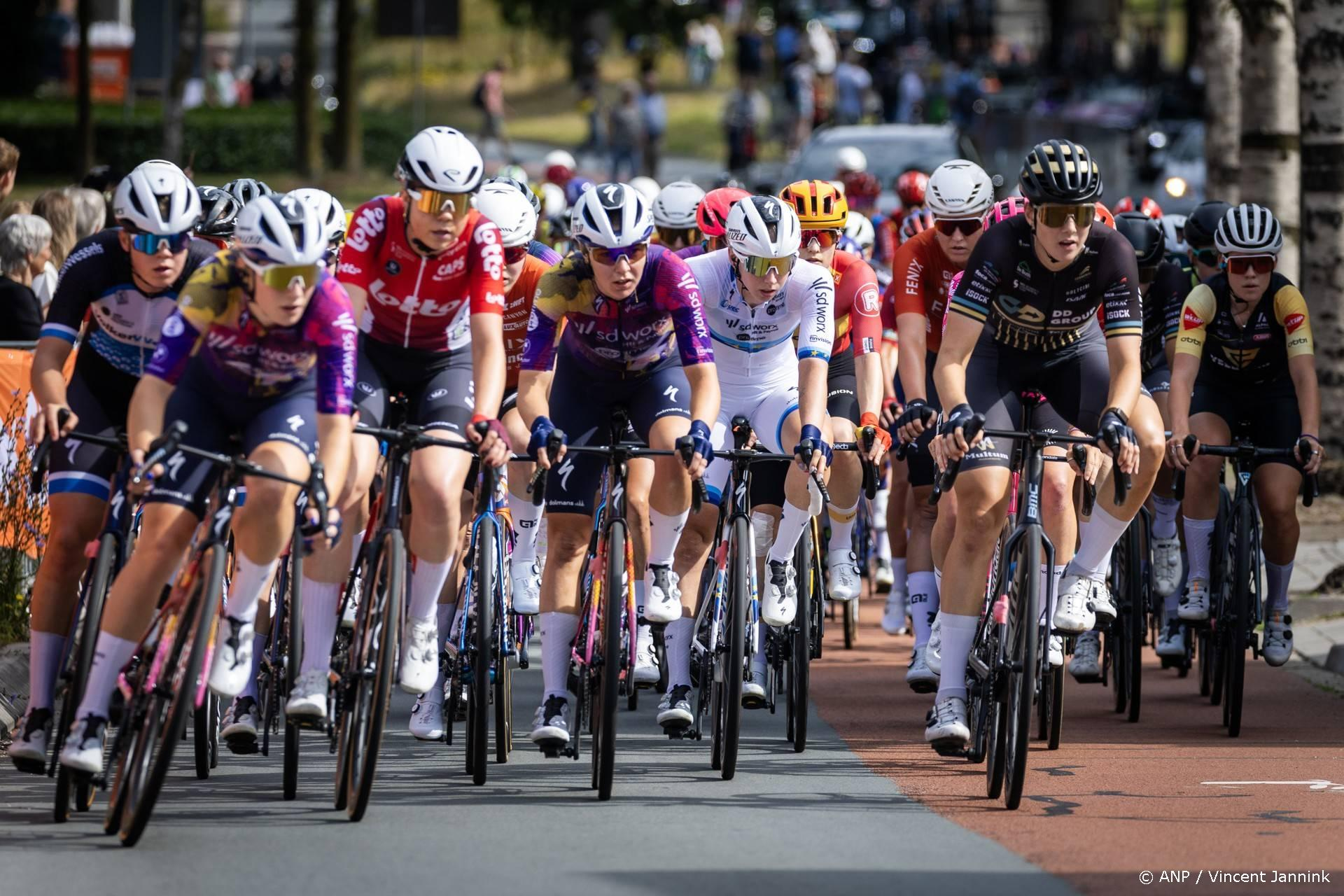 Nienke Veenhoven wint eerste profzege in Baloise Ladies Tour