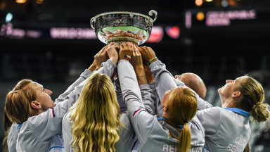 Fed Cup: Rosjanki pokonane, trofeum dla Czeszek po zaciętej walce
