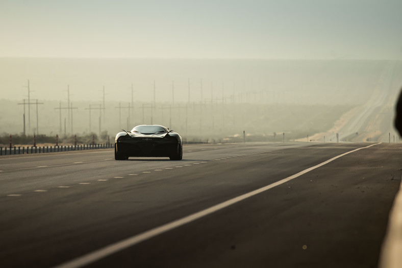 SSC Tuatara – przekroczyła granicę 500 km/h