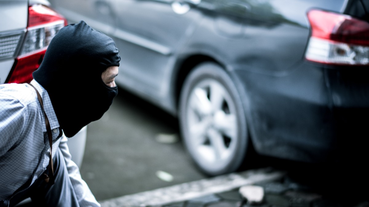 Mașinile pe care le jefuiesc cel mai des hoții de catalizatoare: modele Volkswagen, Opel și Toyota sunt pe listă