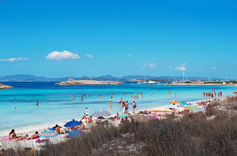 6. Playa de Ses Illetes Formentera, Baleary