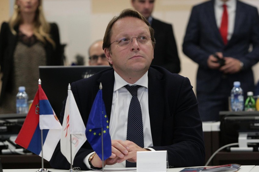 Oliver Varhelji najavio je da će EU početkom oktobra predstaviti novu mapu puta za zemlje kandidate