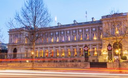 Francja wezwała na dywanik ambasadora Rosji. Powodem wpisy o Buczy