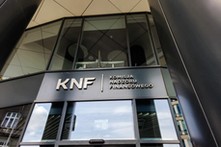 Decyzje KNF z 3 kwietnia 2026 r. Zgody na powołania i nowe raporty o rynku finansowym