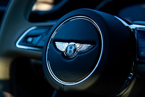 Bentley Bentayga to najszybszy SUV świata. Jeździmy ulubionym samochodem Cardi B