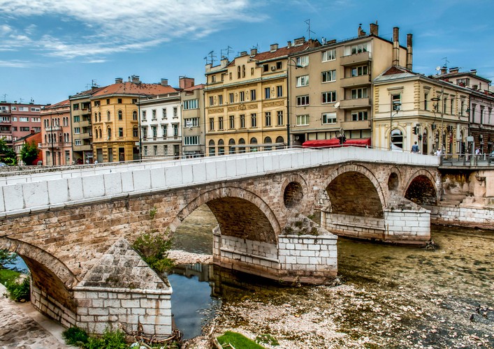 6. 1-dniowy pobyt w Sarajewie można zamknąć w kwocie 29.26 dolarów.