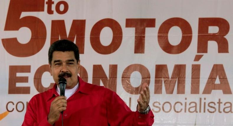 Venezuelan President Nicolas Maduro has vowed to hold on to power in the South American oil exporter, where an economic crisis has prompted food shortages and looting