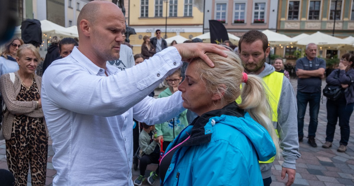Apostoł Tomasz: kontrowersyjny uzdrowiciel, który leczy raka w Poznaniu