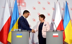 Premier Ukrainy do Beaty Szydło: Powinniśmy delikatnie podchodzić do kwestii historycznych