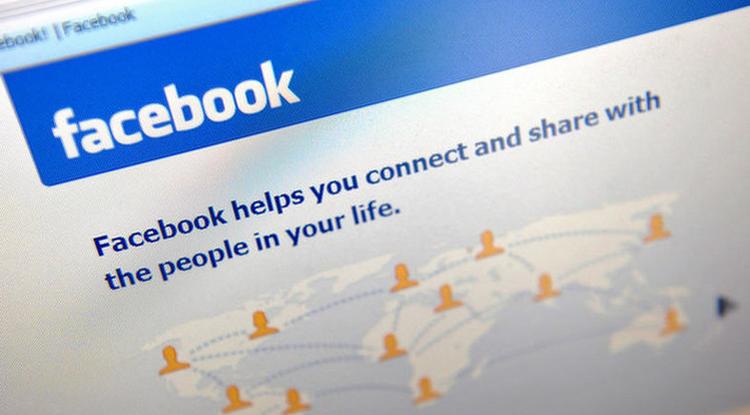 Nagy bejelentésre készül a Facebook: leszámol az álhírekkel