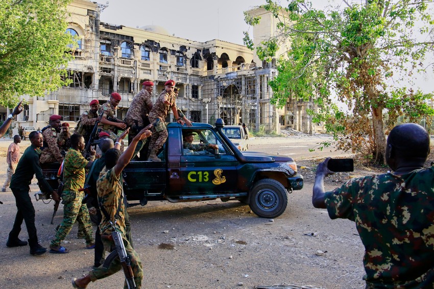 Vojska u Kartumu, Sudan