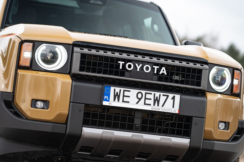 Toyota Land Cruiser First Edition