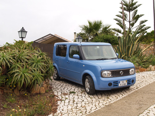 Nissan Cube - Symaptyczne pudełeczko