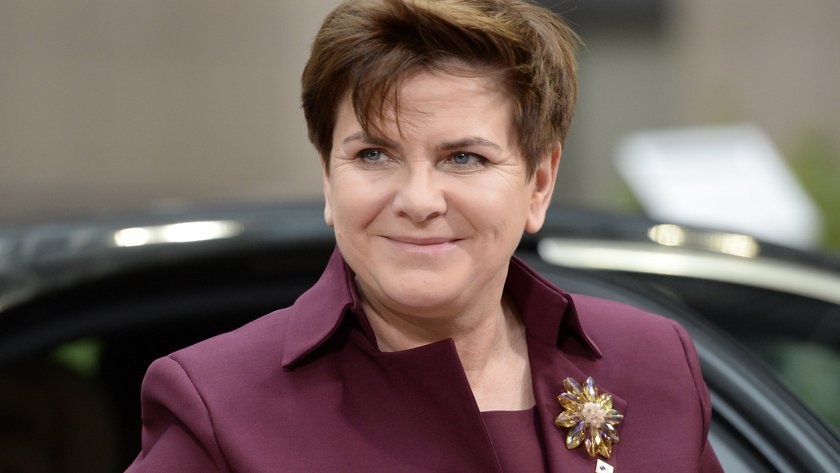 Beata Szydło wprowadziła do sejmu modę na broszki