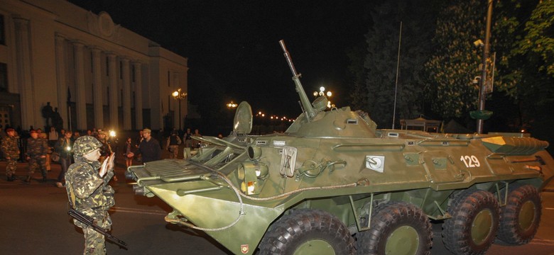 Nocna demonstracja siły. Ukraińskie czołgi na ulicach Kijowa