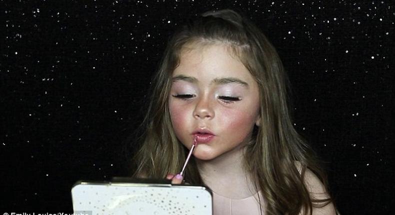 6-yr old Bella Rose applies makeup like a grown up