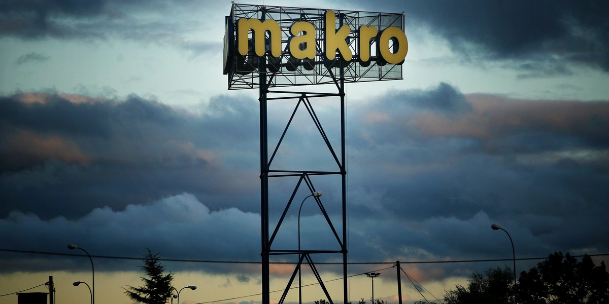 Makro