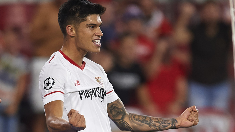 W pierwszym meczu 1/16 finału Pucharu Króla Sevilla FC pokonała na wyjeździe FC Cartagena 3:0. CD Numancia dzięki bramkom w doliczonym czasie gry pokonała Malagę CF 2:1.
