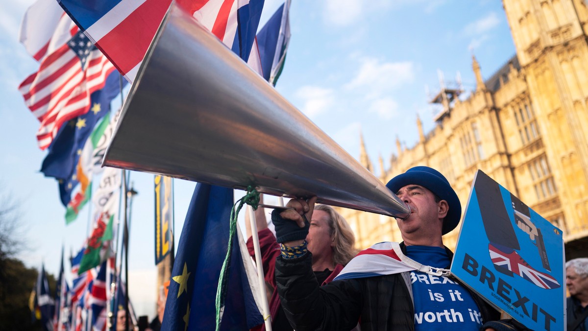 Brexit bez porozumienia Wielkiej Brytanii z Unią Europejską to wciąż realny scenariusz. Większość Polaków nie wie, czy jest "za" lub "przeciw" takiemu rozwiązaniu - wynika z sondażu SW Research przeprowadzonego dla "Rzeczpospolitej".