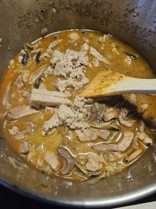 Gotuj z Głową: tradycyjny gulasz wieprzowy