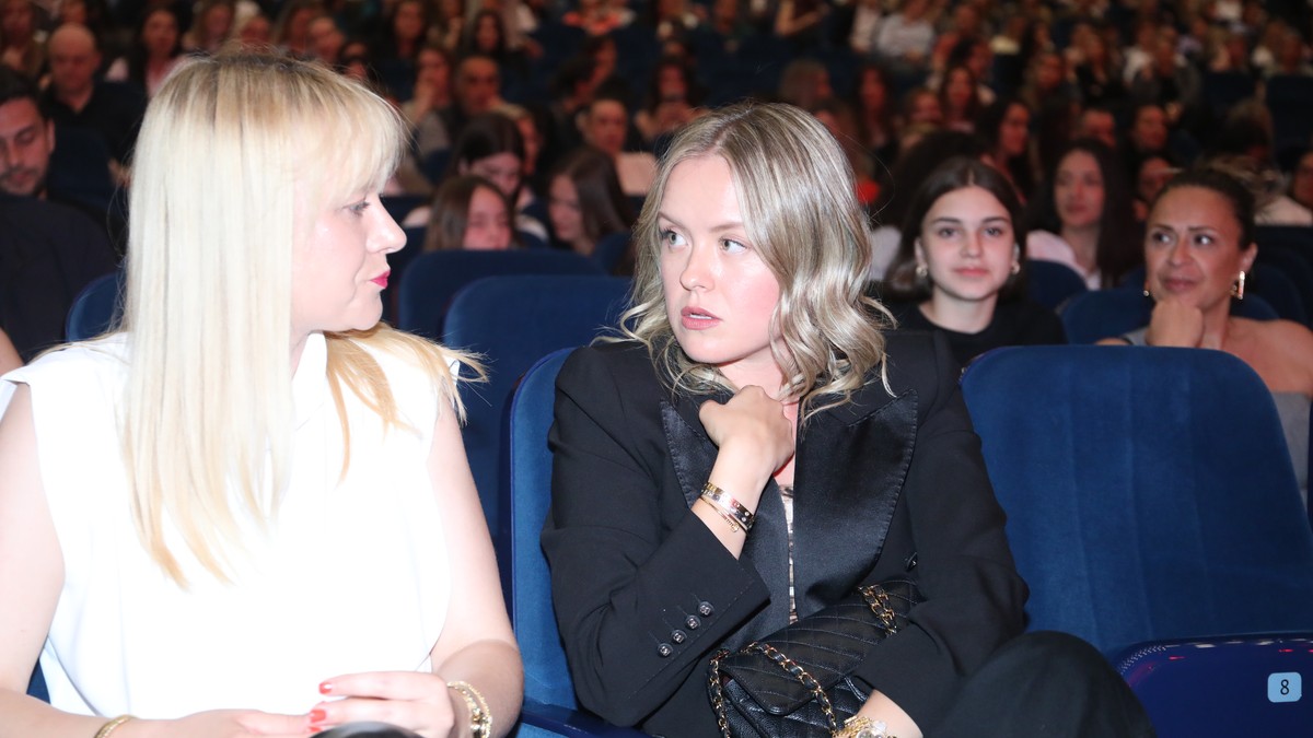 EKSTREMNO SKUP STAJLING OD 80.000 EVRA Žena Nikole Jokića na koncertu u Beogradu ostavila sve u čudu: Sat, narukvice i popularna torba vrede ČITAVO BOGATSTVO