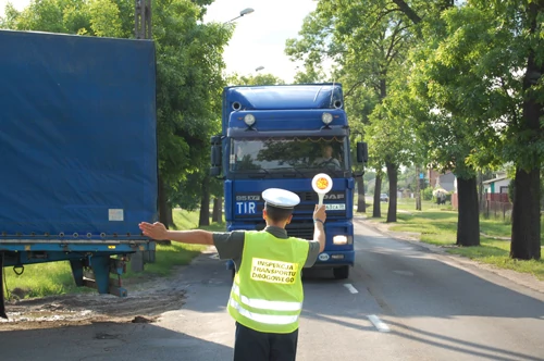 Kary za przeładowane ciężarówki - Bezmyślni przewoźnicy