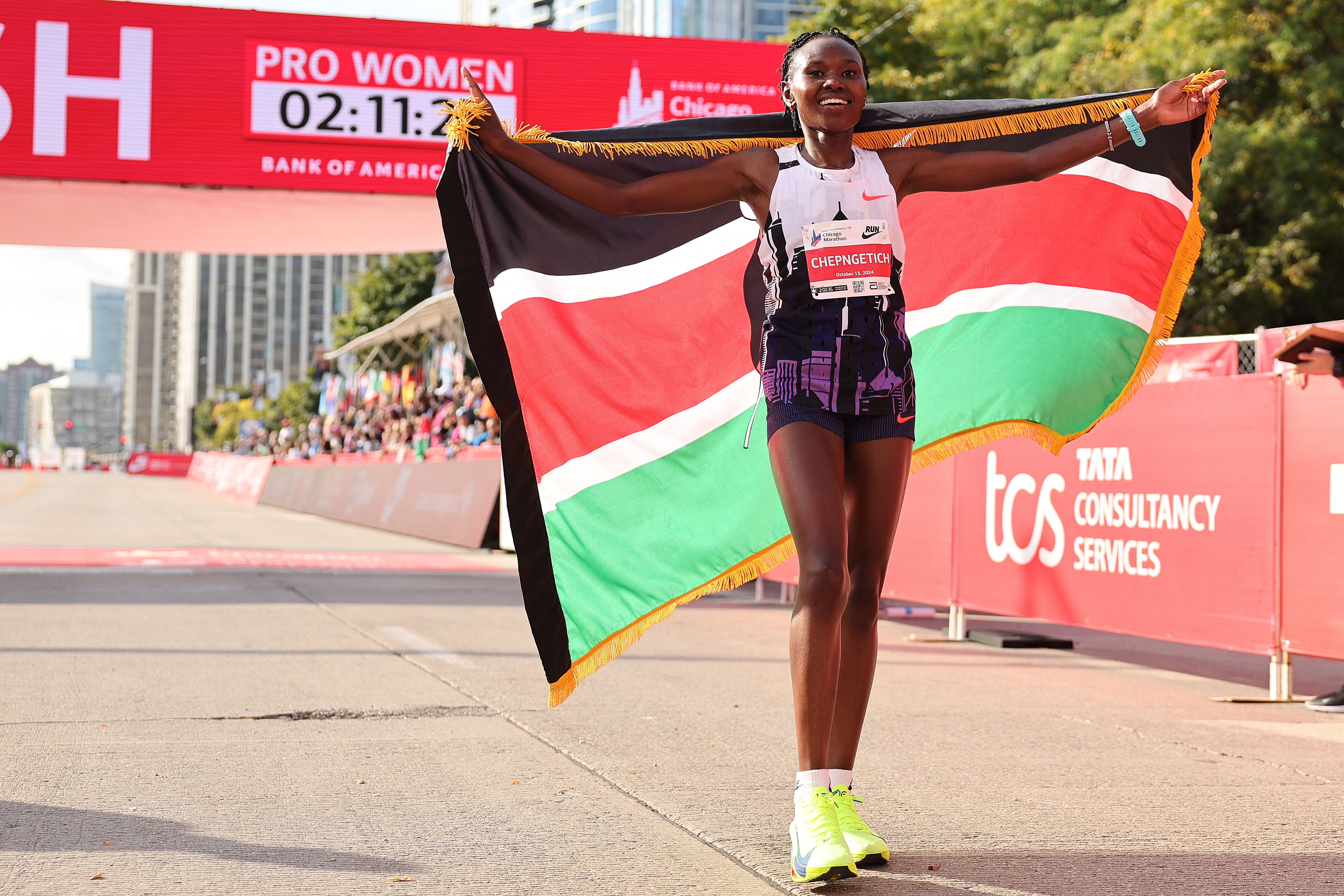 Ruth Chepngetich suspendida por dopaje tras récord mundial