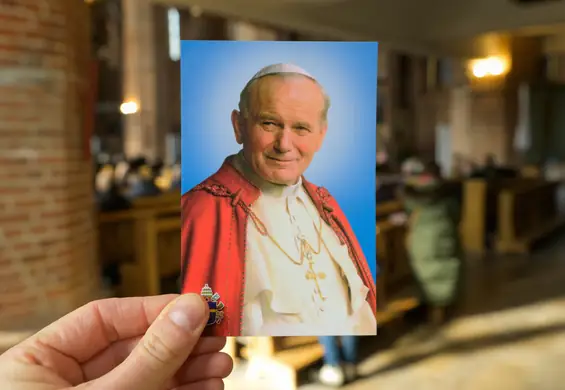 Święty obrazek albo mem? Są ludzie, którzy nie chcą wybierać między skrajnościami