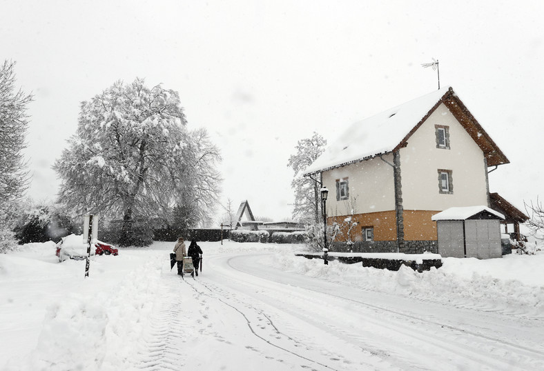 Zasypana miejscowość Roncesvalles na północy kraju