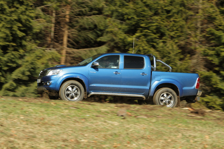 Adam Małysz testuje Toyotę Hilux