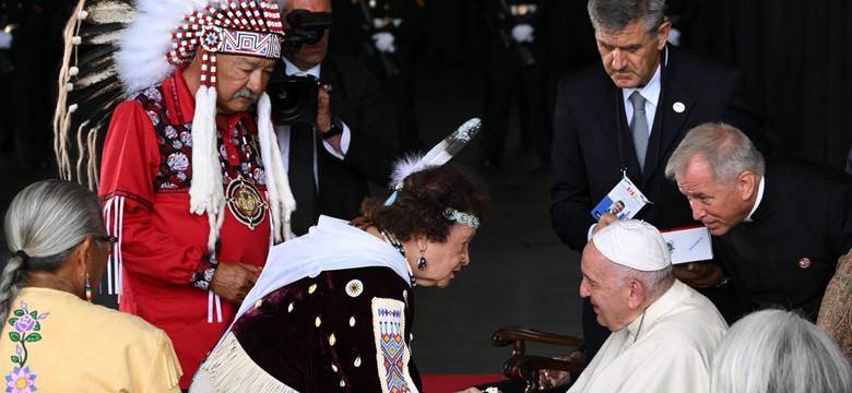 Papież Franciszek w Kanadzie. Pierwszy dzień spotkań z rdzenną ludnością